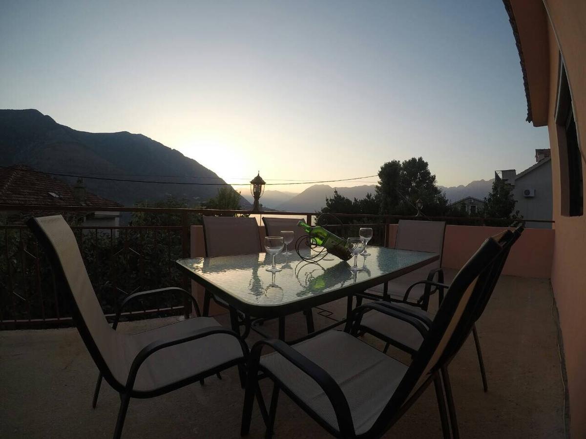Apartments Vido Kotor Buitenkant foto